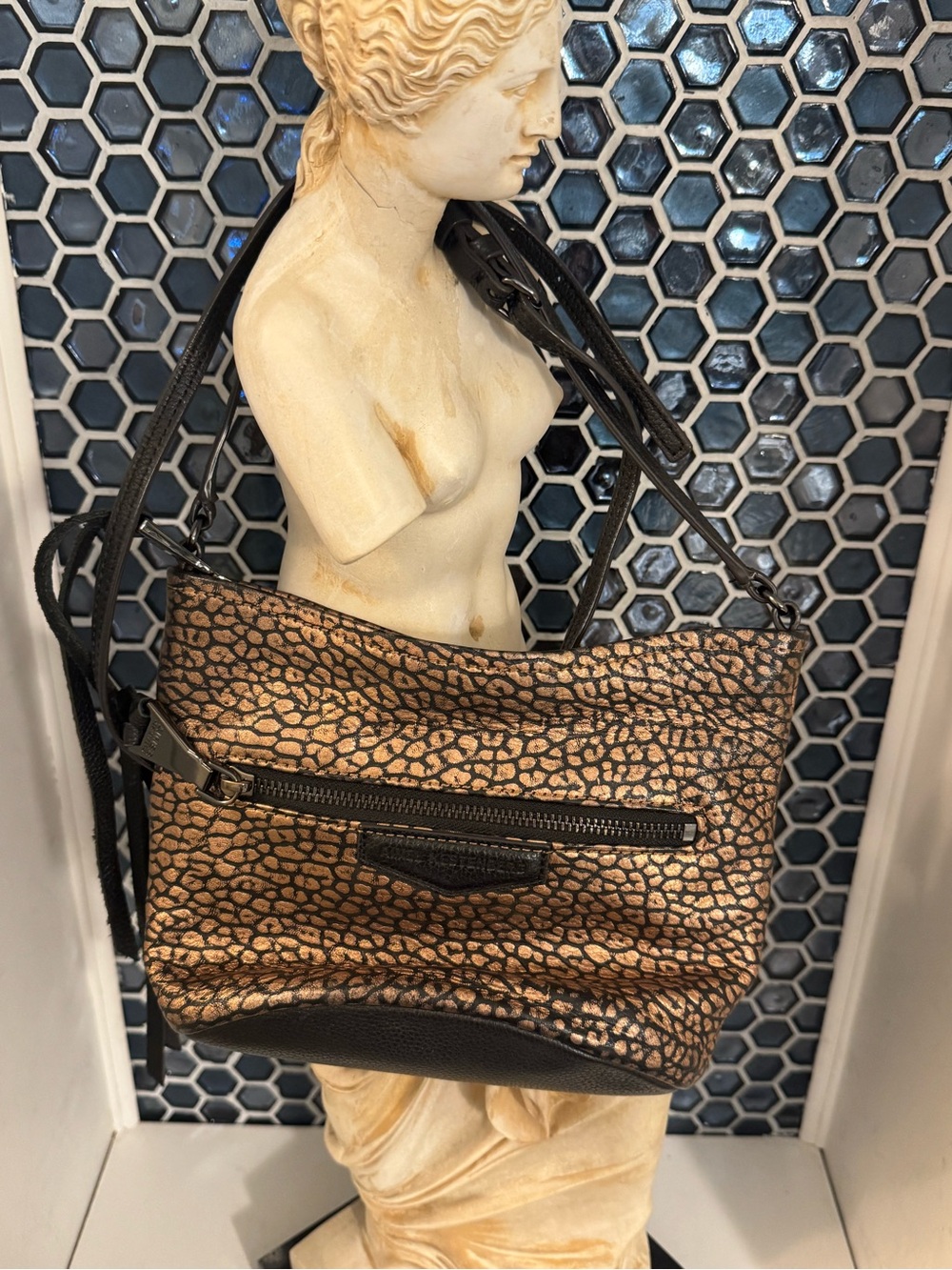 Aimee Kestenberg Metallic Gold & Black Pebble-Print Shoulder Bag